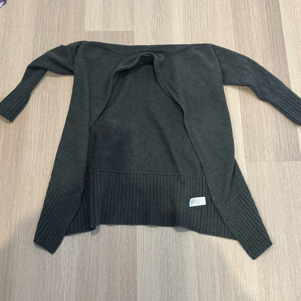 Kenar 100% Merino Wool Open Front Cardigan – Dark Olive Green - Picture 3 of 5